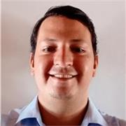 Profesor de español ofrece clases de español y clases de piano